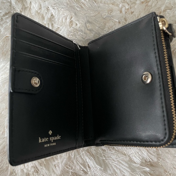 Kate Spade Wallet - Picture 3 of 4